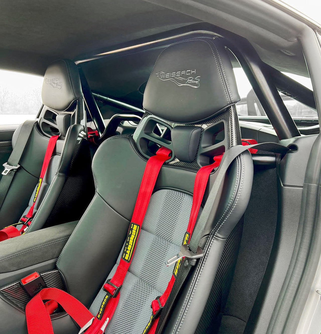 Introducing the CMS Performance Roll Bar for the Porsche Cayman GT4 RS. Designed to enhance safety and performance, this roll bar is a must-have for GT4 RS enthusiasts.